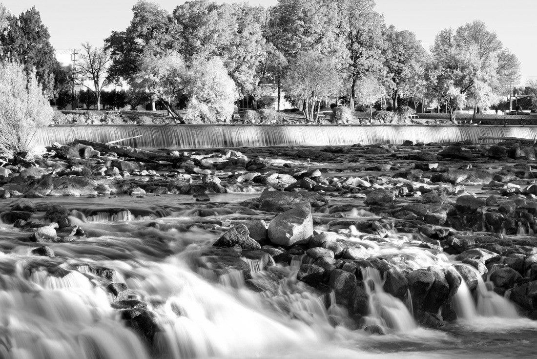 An autumn view of the waterfall after the city of Idaho Falls, ID USA is named 2000pc PuzzleBlack and White