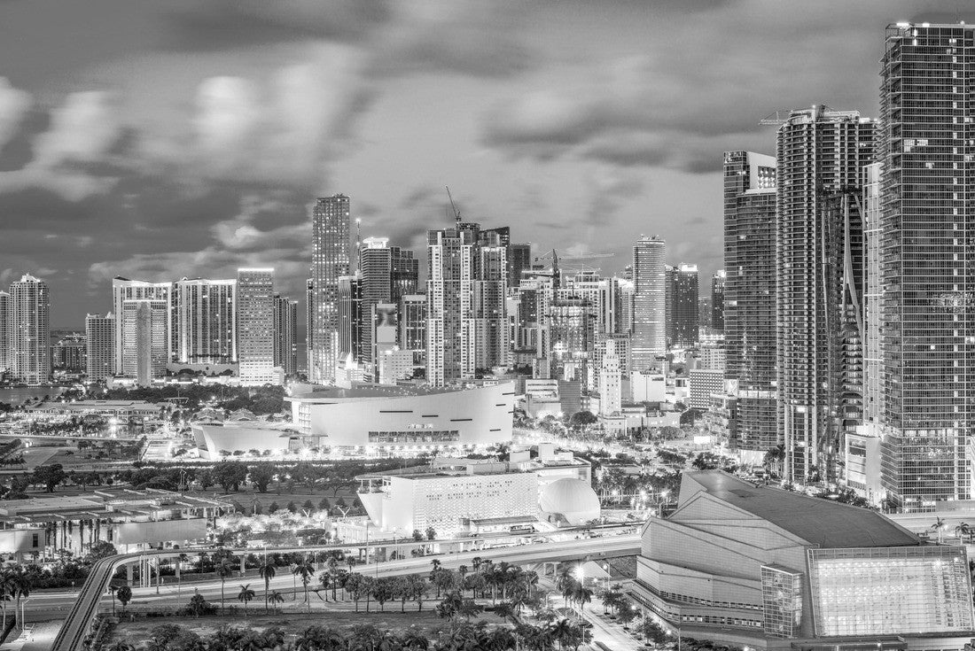 Miami, Florida, USA Downtown City 2000pc PuzzleBlack and White