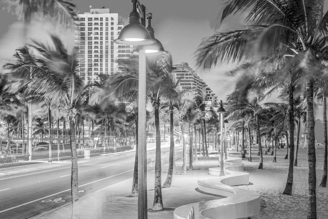 Ft. Lauderdale, Florida, USA on the beach strip 2000pc PuzzleBlack and White