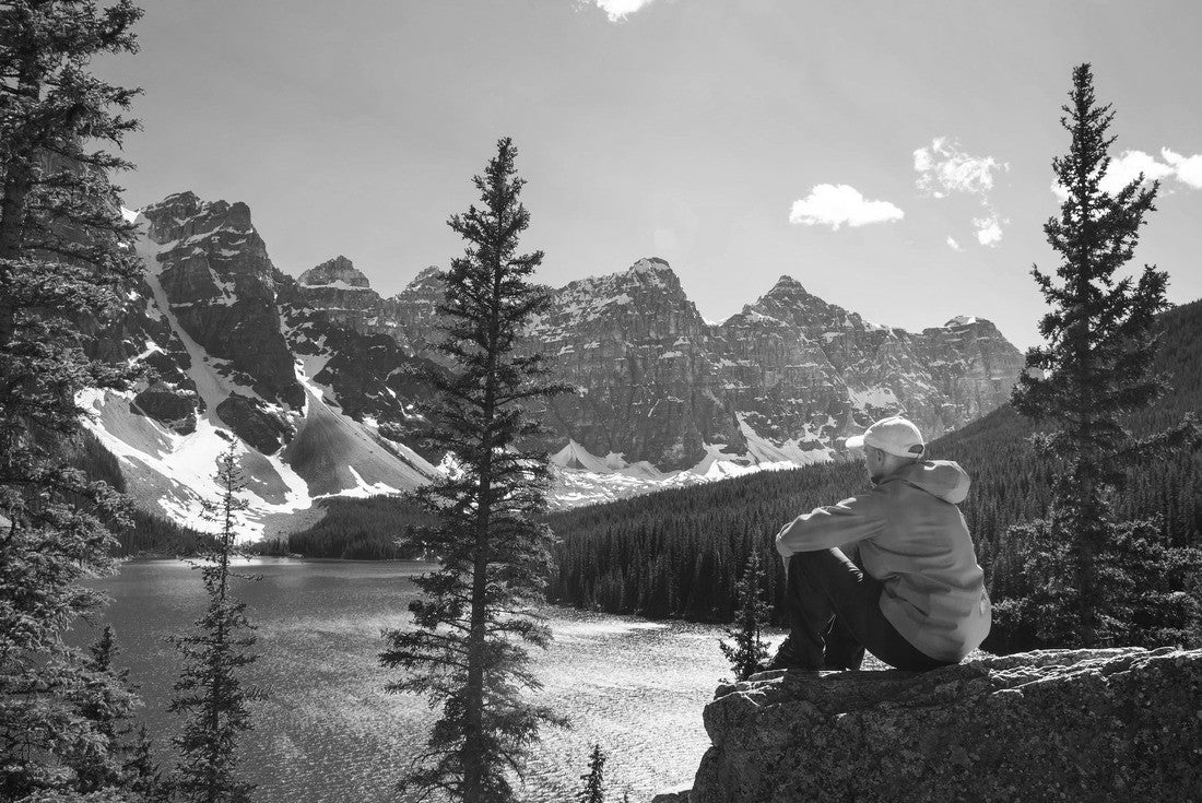 Noah Jigsaw Puzzle Hiking trail with view of Lake Moraine in Banff National Park, Alberta, Canada, with snow-capped peaks of the Canadian Rockies in the background in black white 2000 pieces
