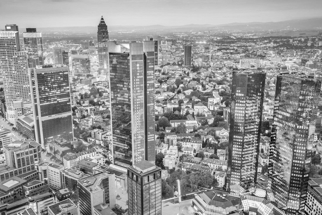 Frankfurt, Germany Cityscape at dusk 2000pc PuzzleBlack and White