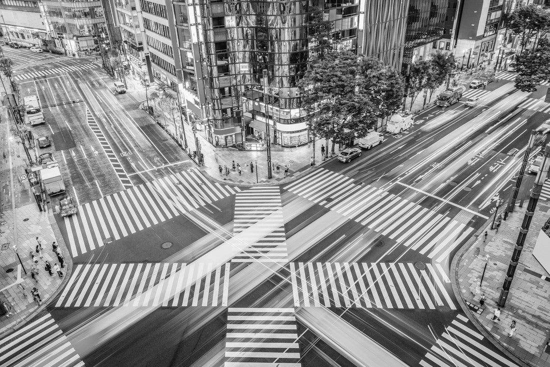 Tokyo, Japan cityscape and crosstown traffic in the Ginza District 2000pc PuzzleBlack and White