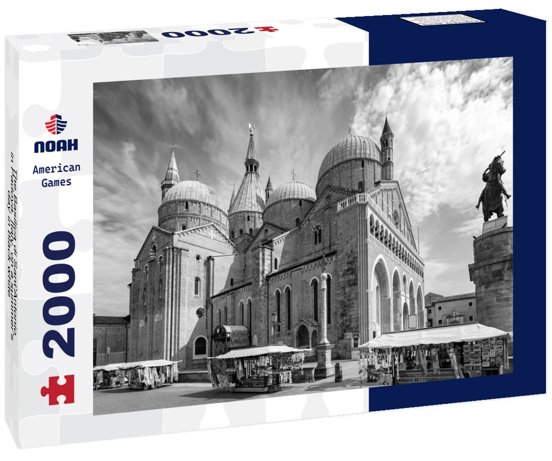 The Basilica di Sant'Antonio in Padova, Italy, on a summer's day 2000pc PuzzleBlack and White