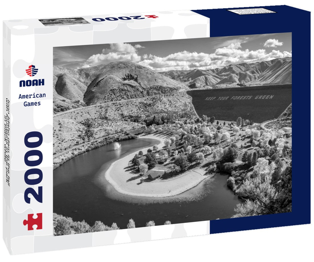 Icon Idaho dam in the fall with fountains in the park 2000pc PuzzleBlack and White