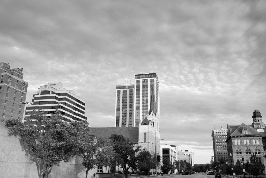 Peoria at sunset. Peoria, Illinois, USA 2000pc PuzzleBlack and White