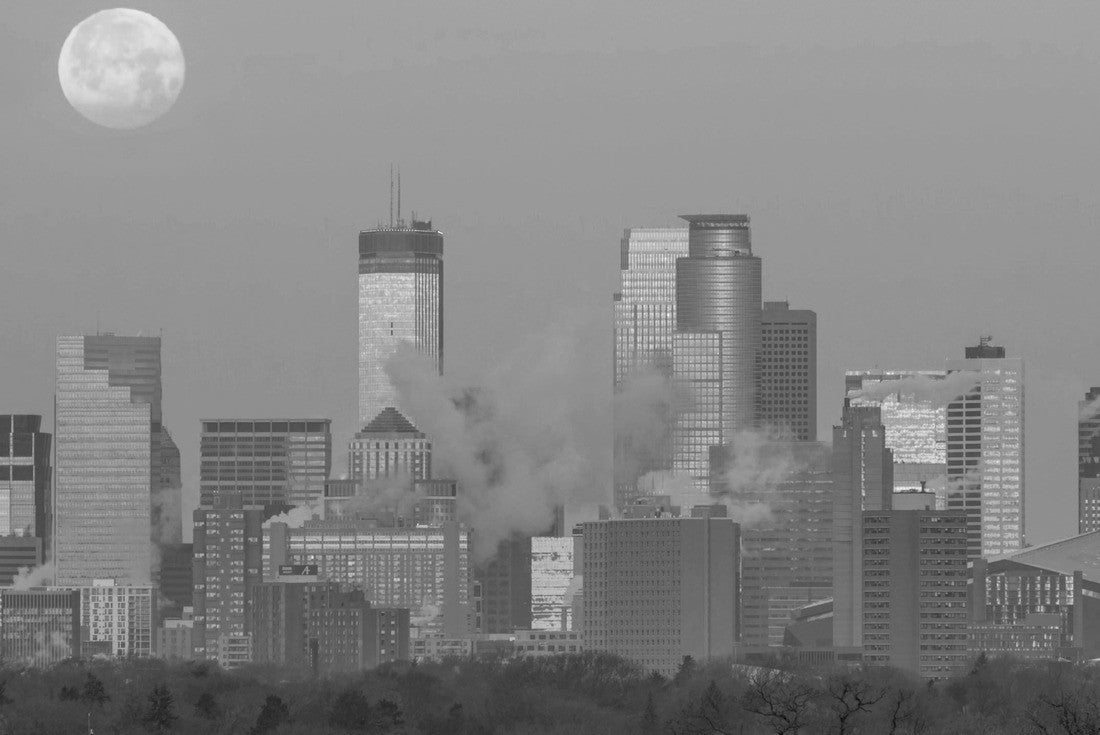 Noah Jigsaw Puzzle Skyline of Minneapolis Reflecting the Sunrise as the Full Moon Sets Behind the City during the Morning Twilight in black white 2000 pieces