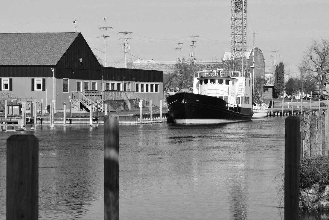 River scene on the Cheboygan, Michigan river and the inland waterway with docks and boats 2000pc PuzzleBlack and White