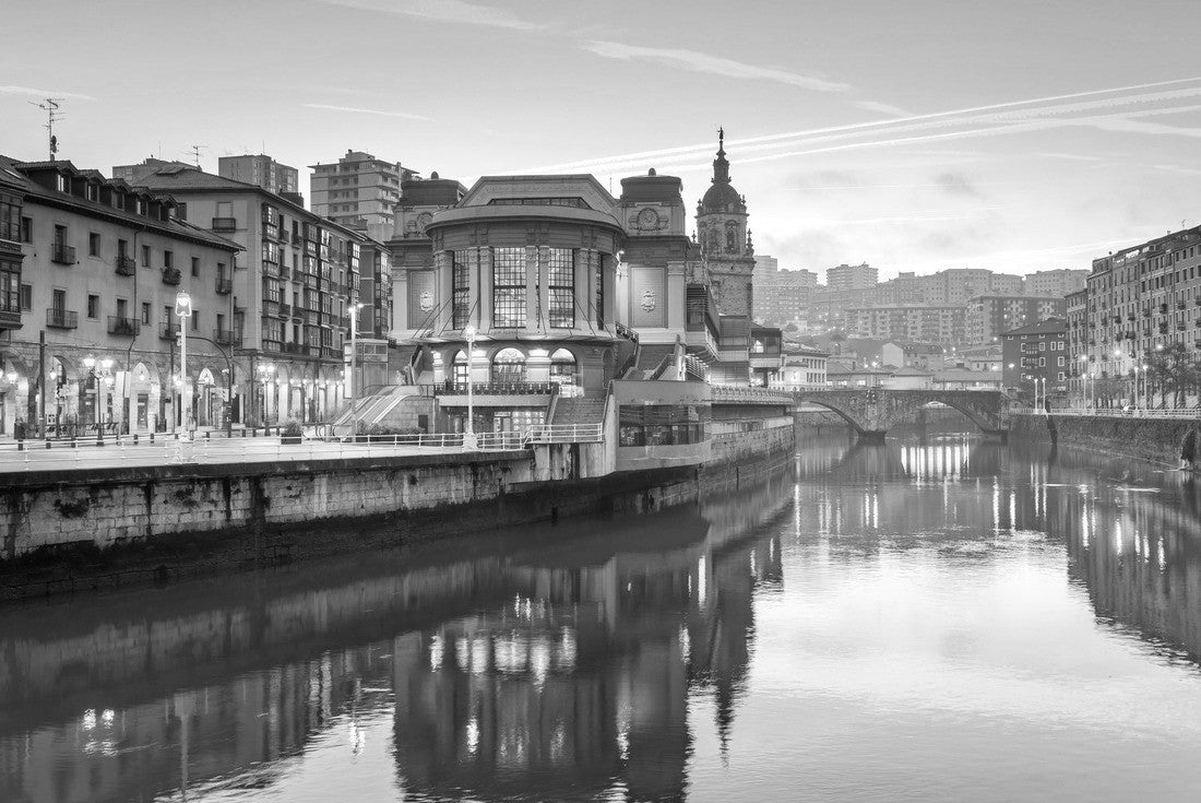 ribera market at morning in Bilbao, Spain 2000pc PuzzleBlack and White