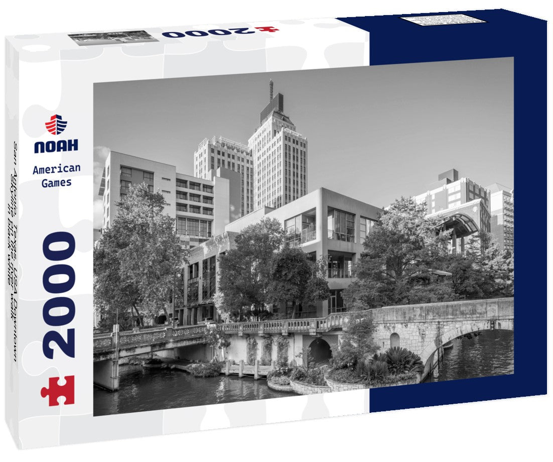 San Antonio, Texas, USA Downtown Skyline on the river walk 2000pc PuzzleBlack and White