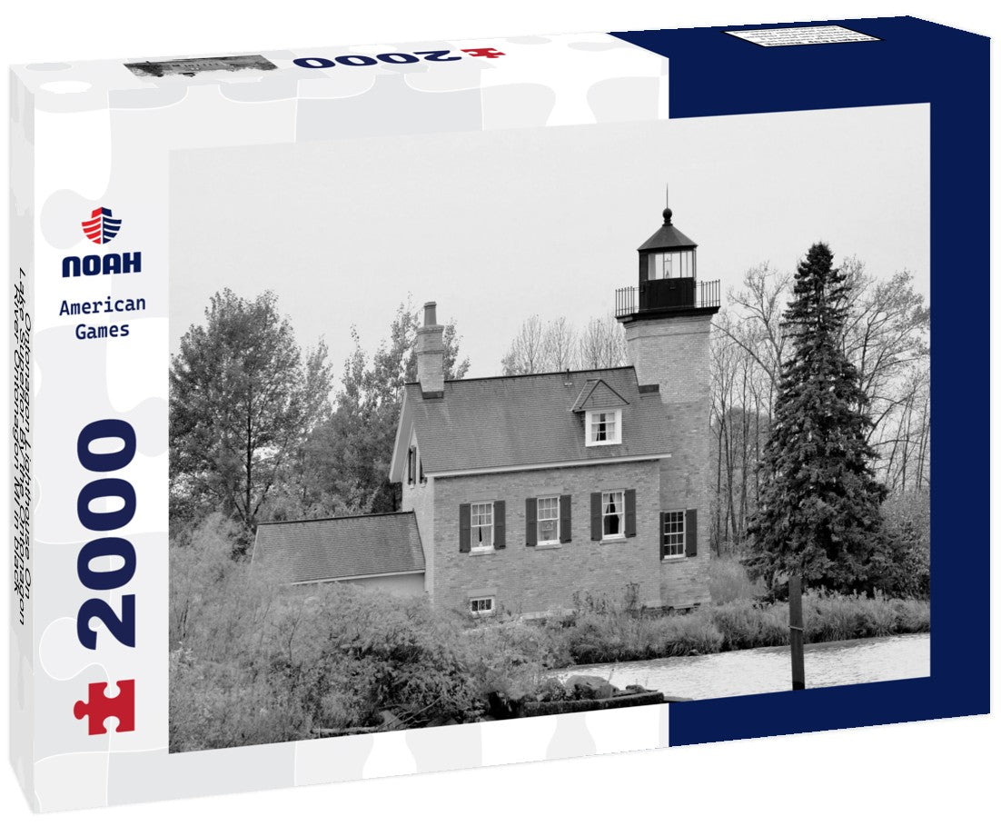 Ontonagon Lighthouse On Lake Superior By the Ontonagon River Ontonagon MI 2000pc PuzzleBlack and White