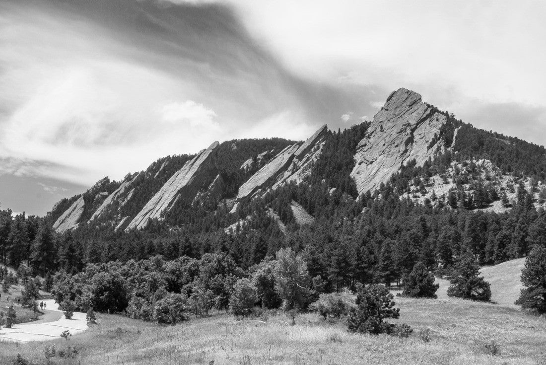 Landscape with Flatirons, Boulder, Colorado in summer 2000pc PuzzleBlack and White