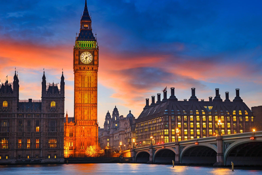 Big Ben and westminster bridge at dusk in London 2000pc Puzzle