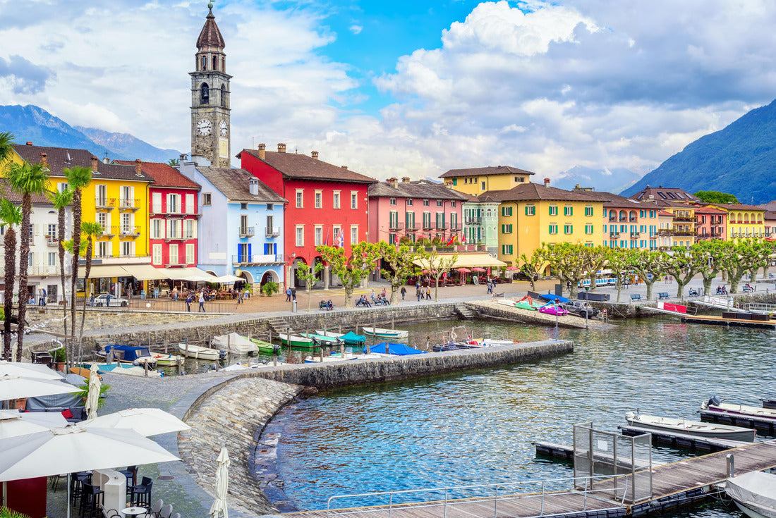 Noah Jigsaw Puzzle Colored traditional houses in the old town of Ascona on Lake Maggiore, Locarno, Switzerland 2000 pieces
