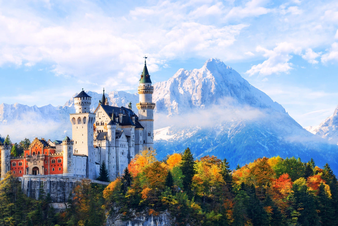 Beautiful view of Neuschwanstein Castle in the Bavarian Alps, Germany 2000pc Puzzle
