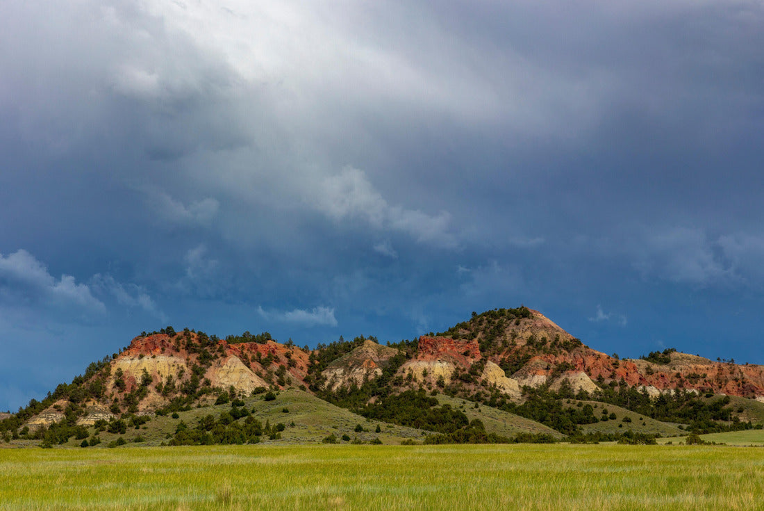 Colorful buttes in Powder River County, Montana, USA 2000pc Puzzle