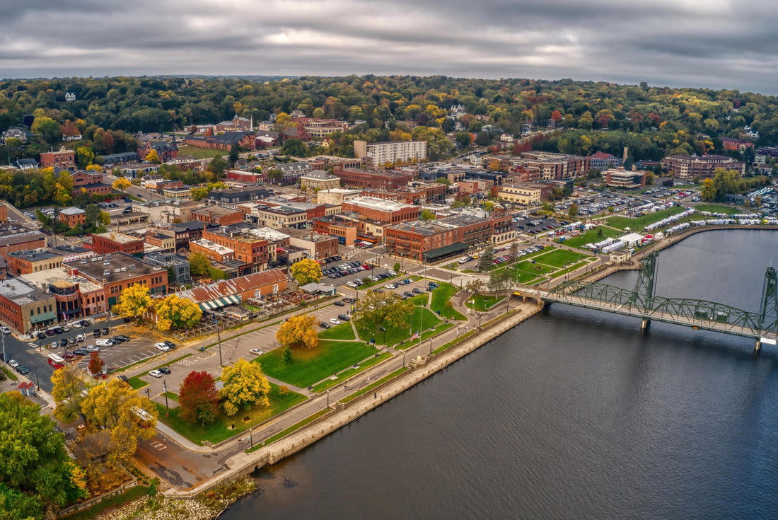 Aerial view of the suburb of Stillwater, Minnesota 2000pc Puzzle