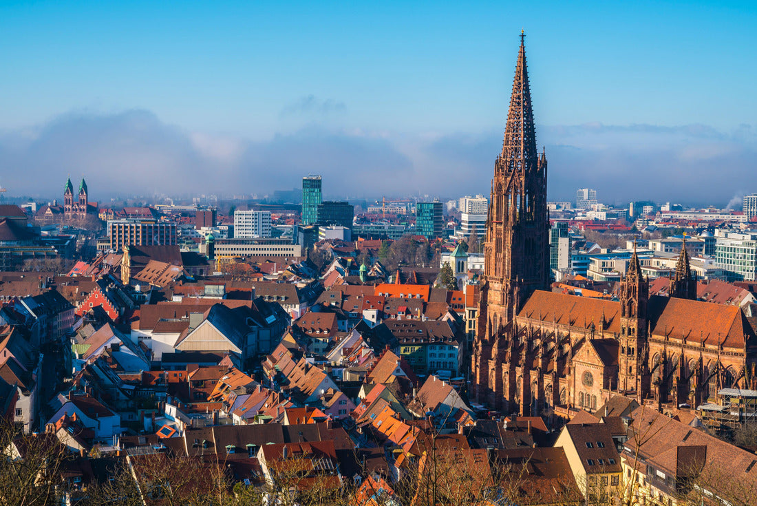Germany, Freiburg im Breisgau city, Gothic cathedral in winter with cozy atmosphere, over skyline at sunset 2000pc Puzzle