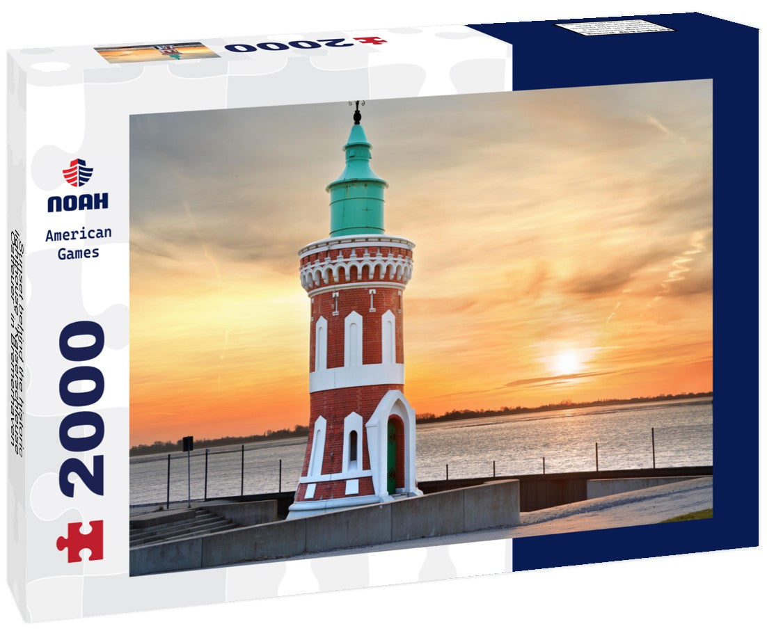Sunset behind the historic lighthouse “Kaiserschleuse Ostfeuer” in Bremerhaven, Germany 2000pc Puzzle