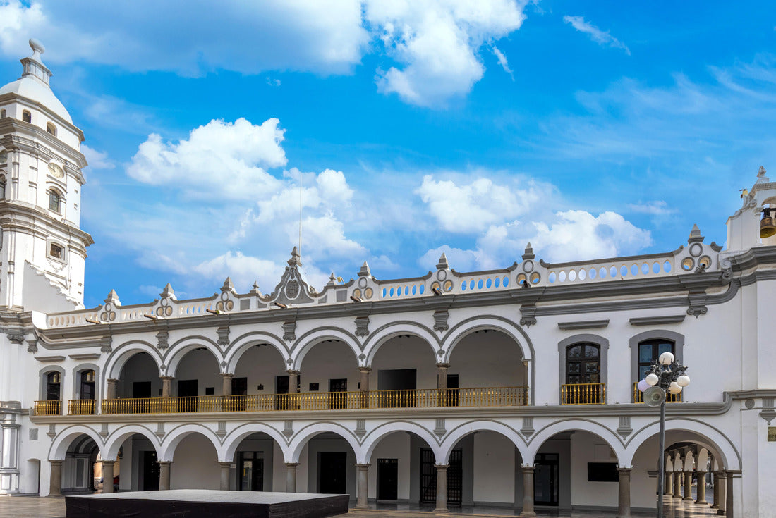 Mexico, City Palace of Veracruz and colonial streets in the historic center 2000pc Puzzle