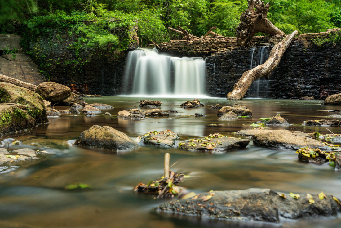 Dam in the Freemen Factory Park in Lawrenceville, Georgia 2000pc Puzzle
