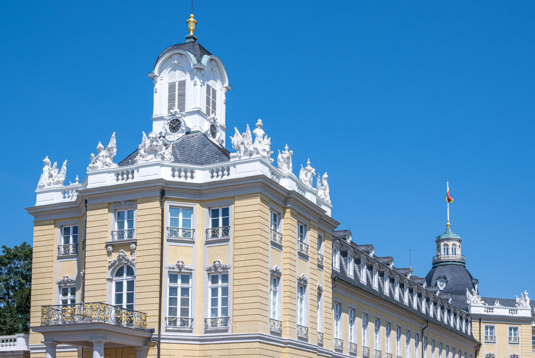 Detail of Karlsruhe Palace (Karlsruher Schloss) in Karlsruhe, Baden-Württemberg, Germany 2000pc Puzzle