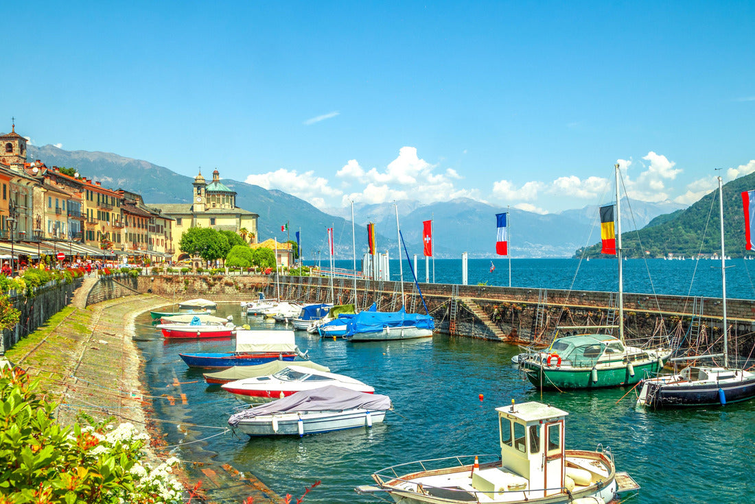 Noah Jigsaw Puzzle Harbor of Cannobio, Lake Maggiore, Italy 2000 pieces