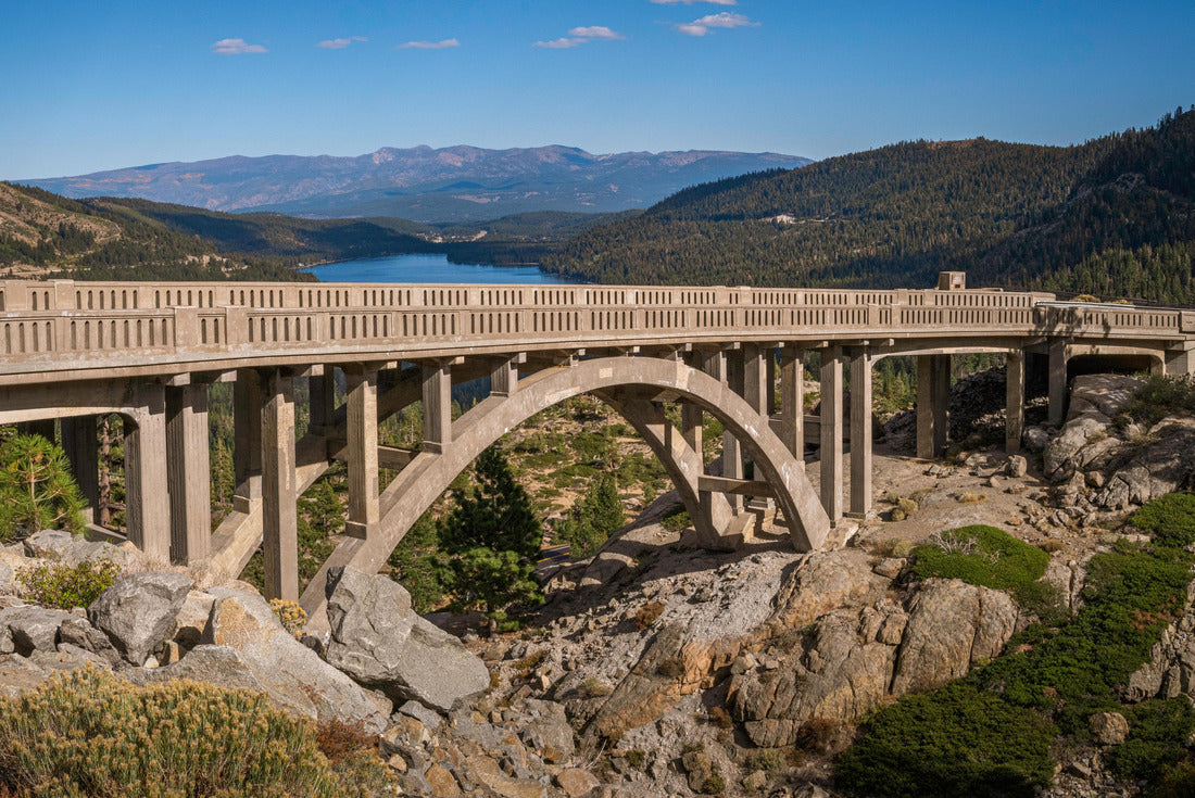Noah Jigsaw Puzzle Donner Summit Bridge, also known as Rainbow Bridge, over Donner Pass on historic US Route 40 near Lake Tahoe, in Truckee, Nevada County, Northern California 2000 pieces