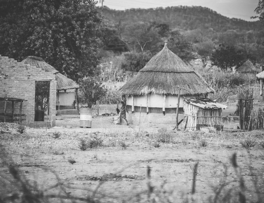 Noah Jigsaw Puzzle Ceramic and Clothes in Chefchaouen, Morocco in black white 1000 pieces