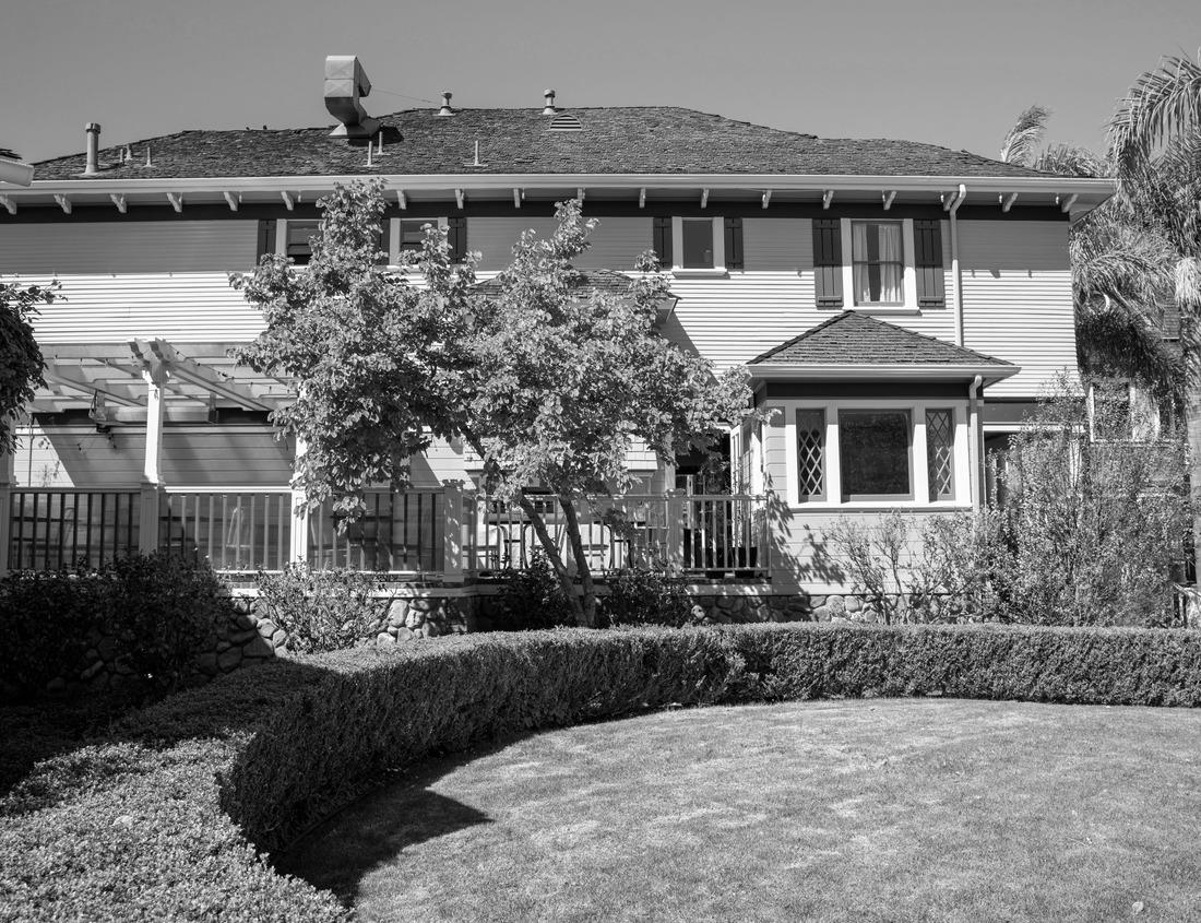 Noah Jigsaw Puzzle Aerial view of historical wooden district Bryggen in Bergen, Norway in black white 1000 pieces