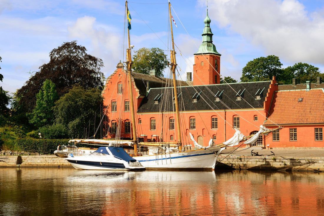 Halmstad Castle (Sweden) 2000pc Puzzle