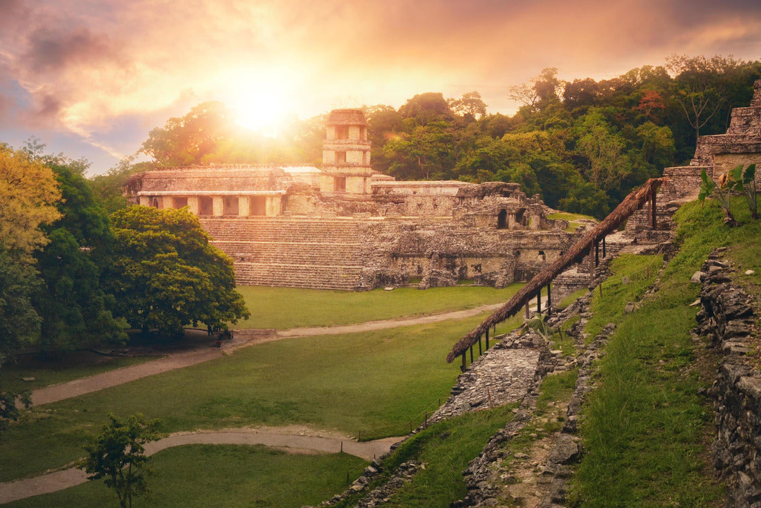 from the Pyramid of Inscriptions and the Palace of theObservatory Tower in the ancient Mayan city of Palenque 2000pc Puzzle