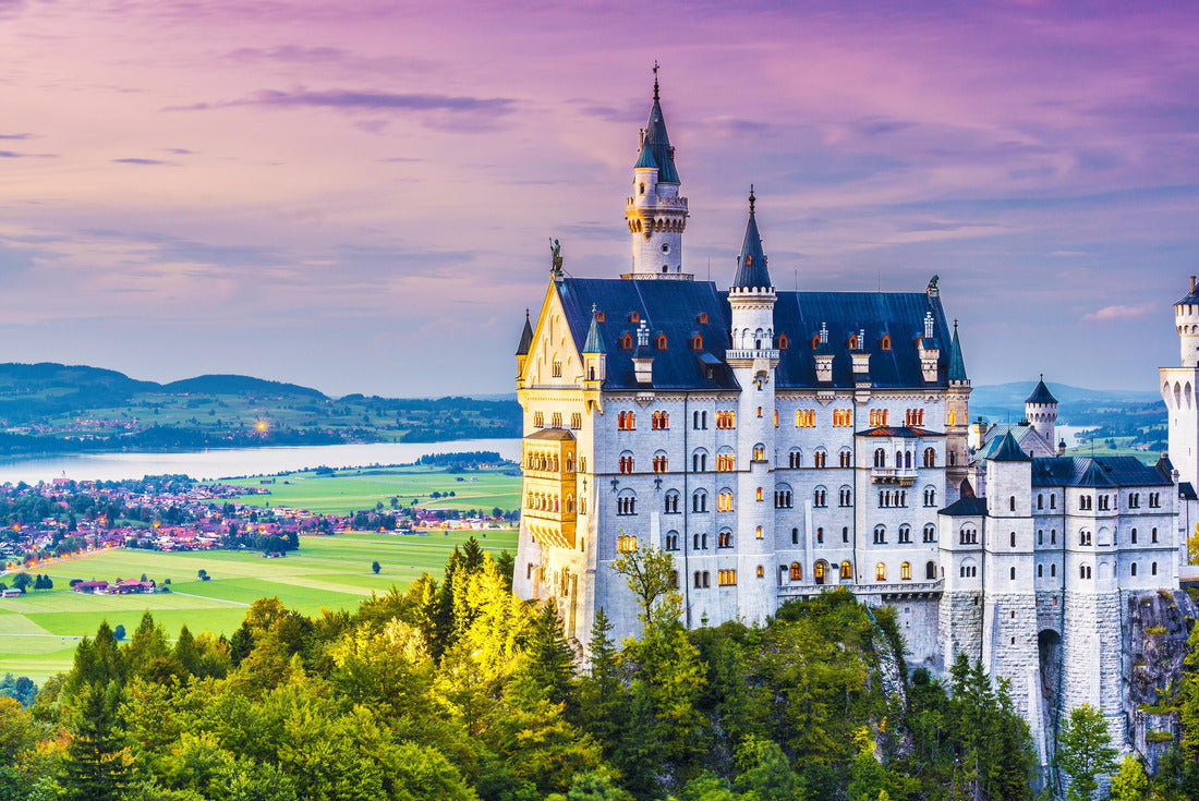 Neuschwanstein Castle in Germany 2000pc Puzzle