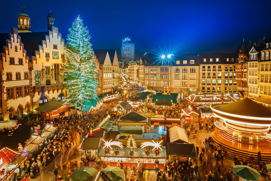 Traditional christmas market in the historic center of Frankfurt, Germany 2000pc Puzzle