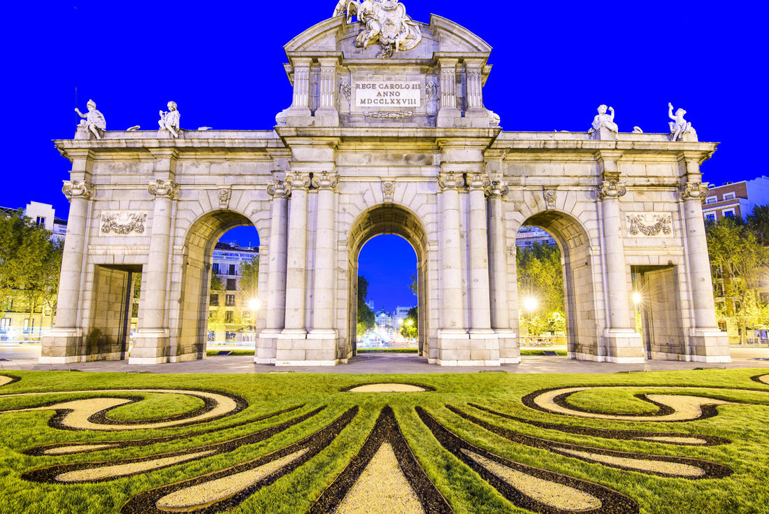 Madrid, Spain at Puerta de Alcala gate 2000pc Puzzle