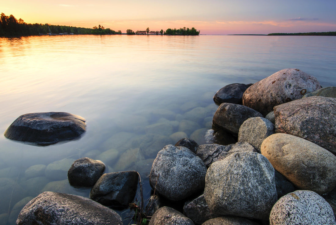 Large rocks on the lakeshore at sunset. Minnesota 2000pc Puzzle