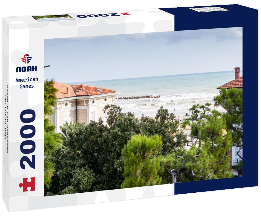 Beach in San Benedetto del Tronto, Italy 2000pc Puzzle