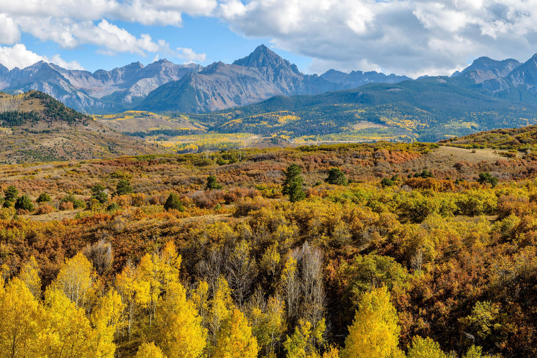 Autumn at Sneffels Range - the rugged Sneffels Range, northwestern edge of the San Juan Mountains of the Colorado Rockies 2000pc Puzzle