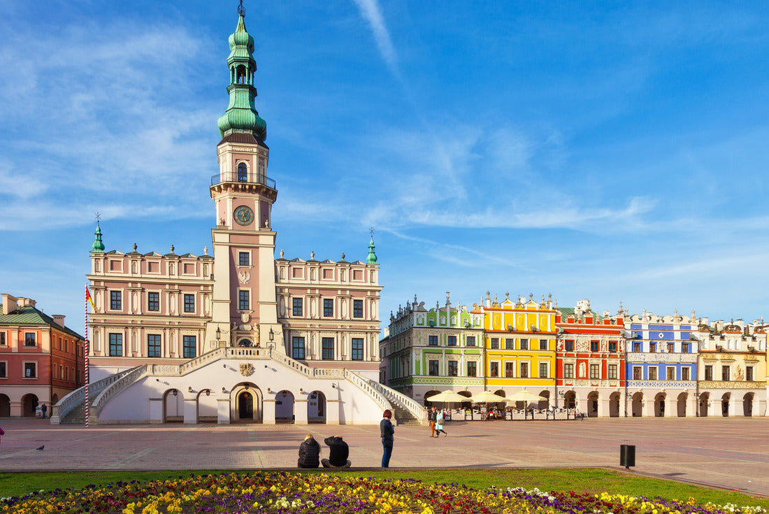 Visitors at Main Square in the Old Town in Zamosc, Poland 2000pc Puzzle