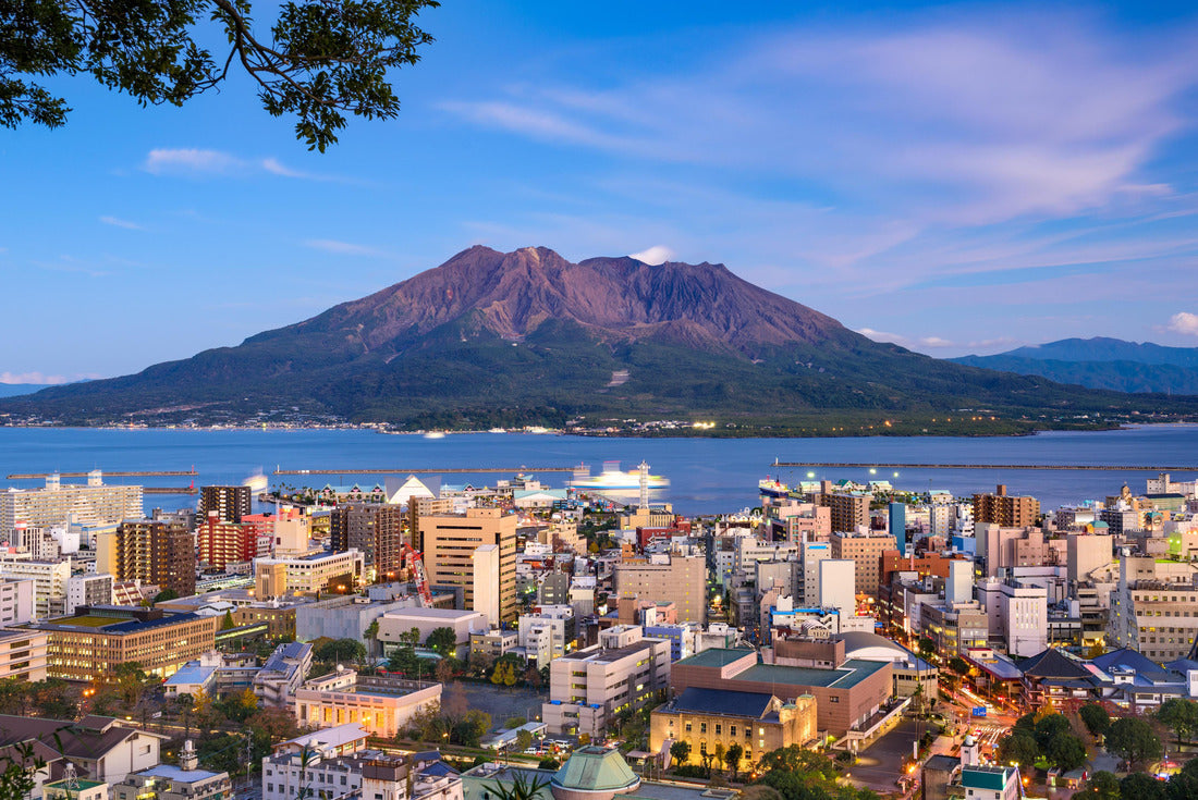Kagoshima, Japan city skyline with Sakurajima Volcano 2000pc Puzzle