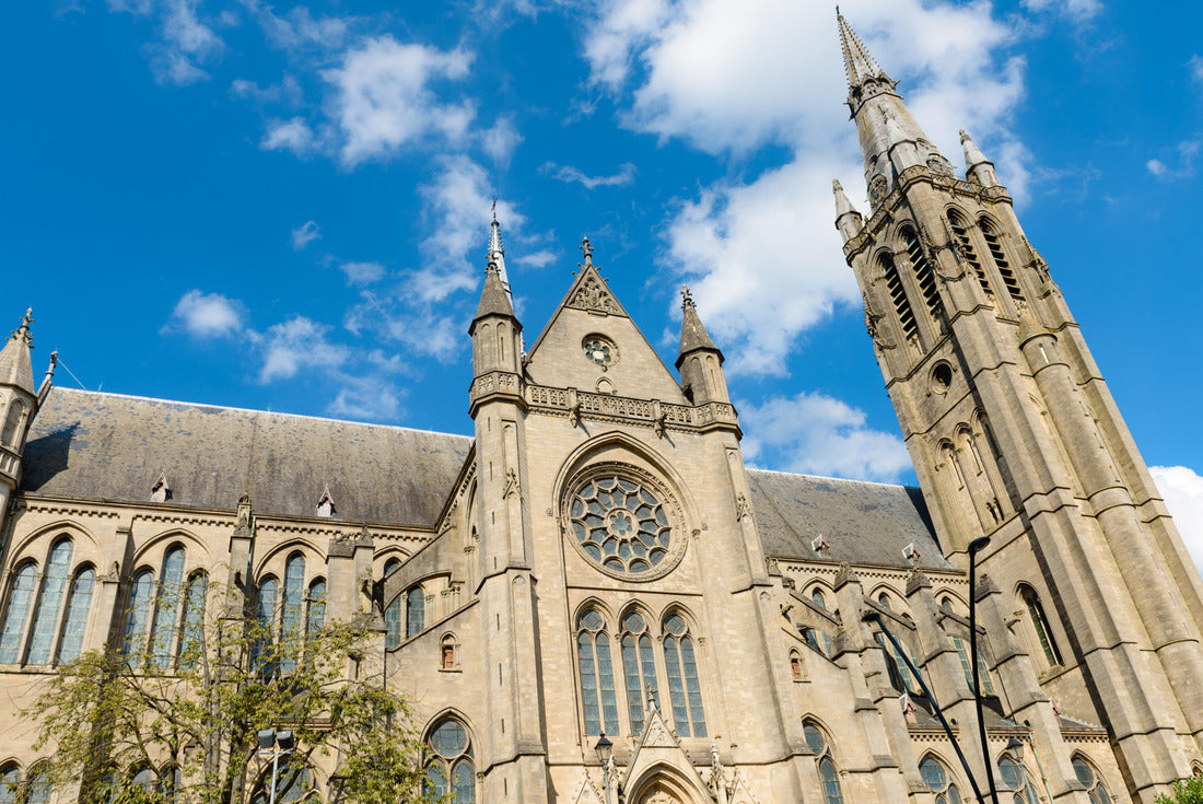Noah Jigsaw Puzzle St. Martin's Church in Arlon, Ardennes Region, Luxembourg Province, Belgium 2000 pieces