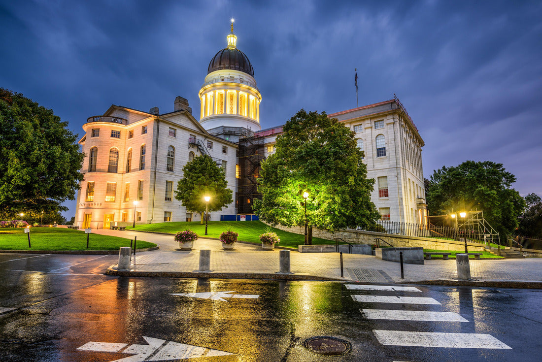 The Maine State House in Augusta, Maine, USA 2000pc Puzzle