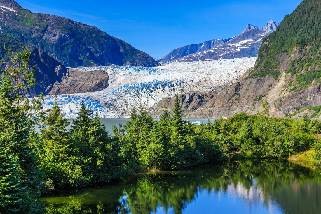 Juneau, Alaska. Mendenhall Glacier lookout with reflection in the lake 2000pc Puzzle