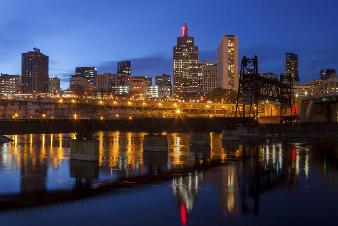A Shot ofthe Skyscrapers of Downtown St Paul, Minnesota Reflecting Across the Mississippi River during an Autumn Twilight 2000pc Puzzle