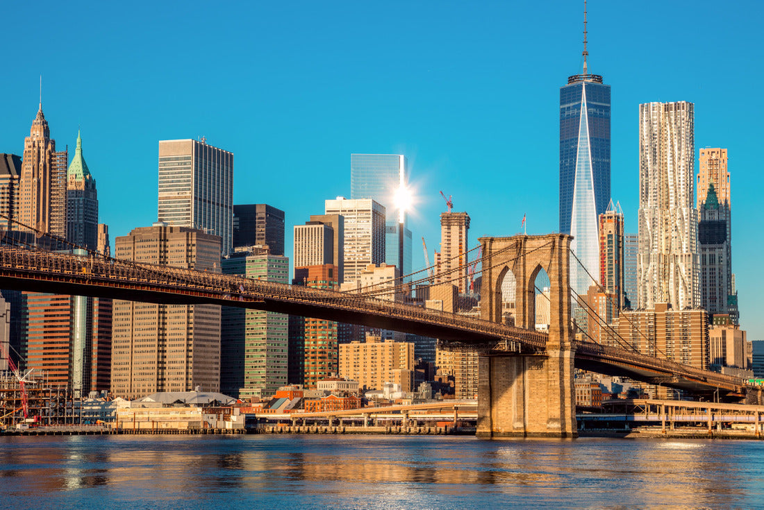 Noah Jigsaw Puzzle Famous Skyline of downtown New York, Brooklin Bridge and Manhattan at the early morning sun light , New York City, USA 2000 pieces