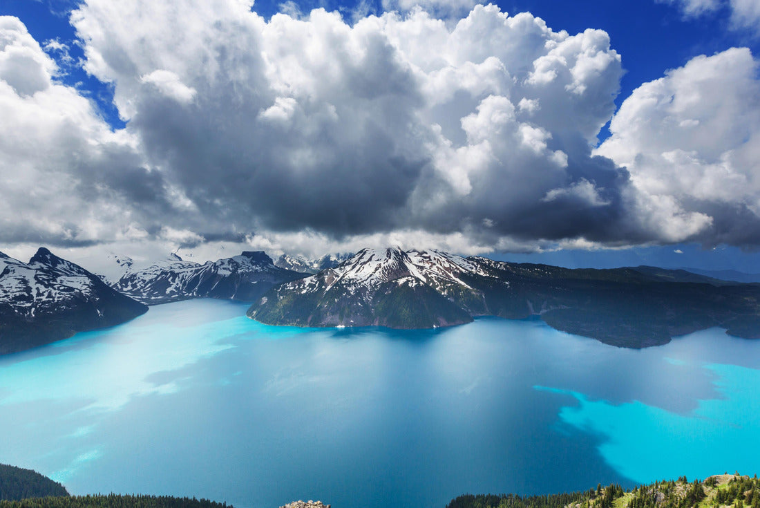 Hiking to the turquoise waters of the picturesque Garibaldi Lake near Whistler, BC, Canada. Very popular hiking destination in British Columbia 2000pc Puzzle
