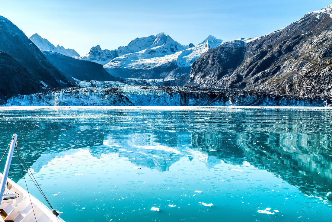 Cruise ship in Glacier Bay on the Johns Hopkins Glacier in Alaska, USA. in summer 2000pc Puzzle