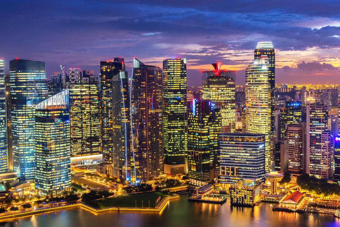 Singapore Skyline. Singapore's business district, blue sky and night view of Marina Bay 2000pc Puzzle