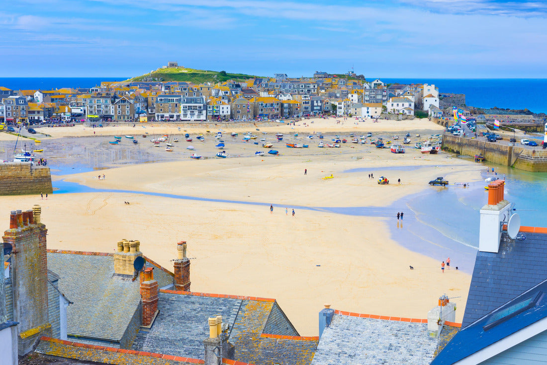 St. Ives, Cornwall, England, United Kingdom in summer. View of the harbor at low tide 2000pc Puzzle