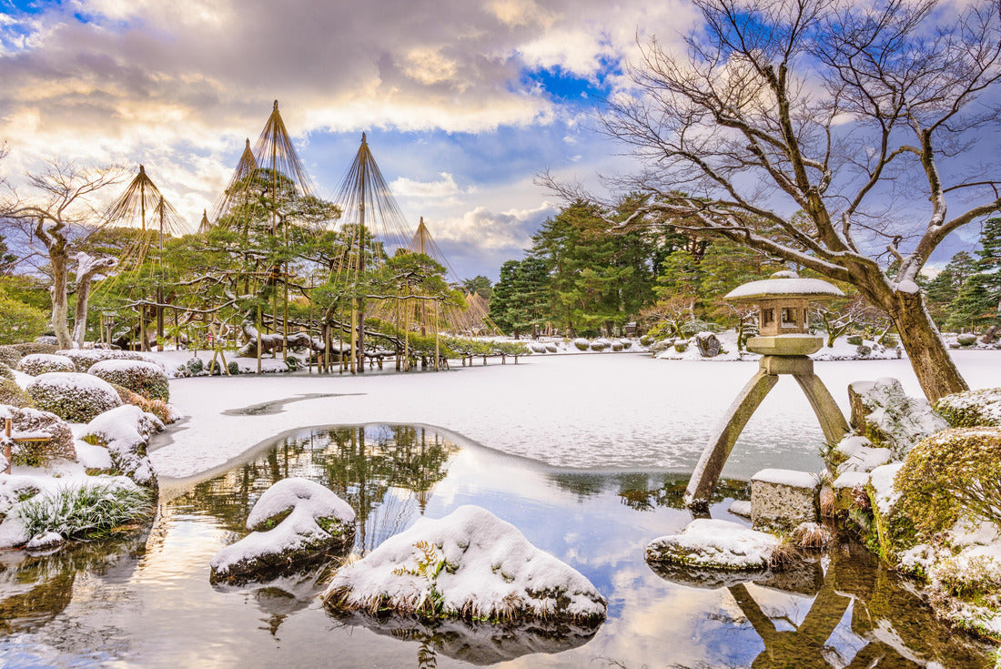 Kanazawa, Japan at Kenrokuen garden in winter 2000pc Puzzle