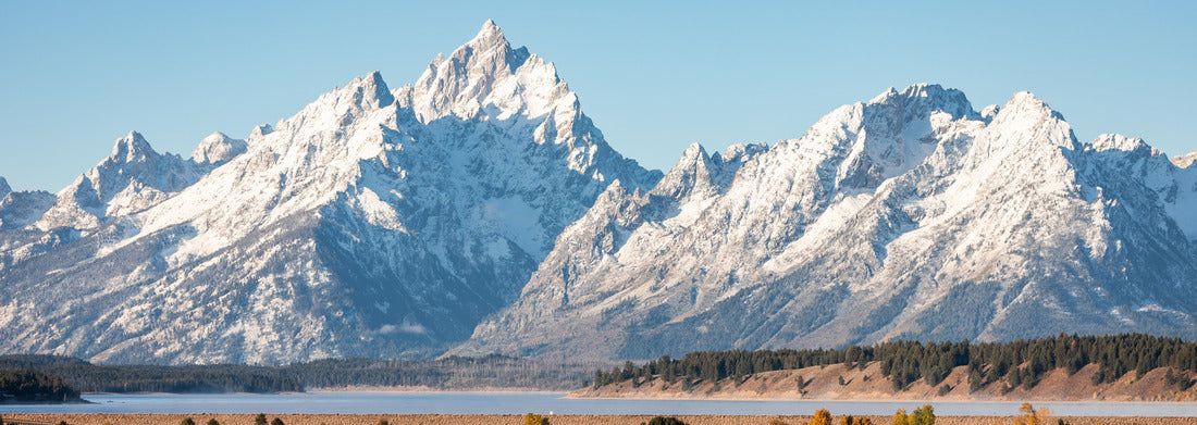 Noah Jigsaw Puzzle Snow cover mountain peak of Grand Teton and Mount Moran outstanding in blue sky beside Jackson Lake and Willow Flats of Grand Teton National Park, Wyoming, USA panorama 1000 pieces